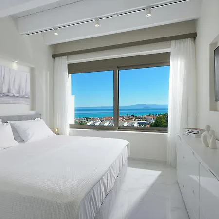 Paradisio 2, Pool, Sea View