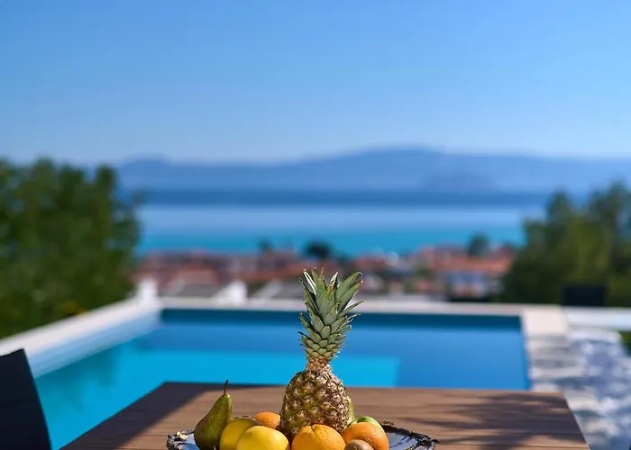 Villa Paradisio 2, Pool, Sea View
